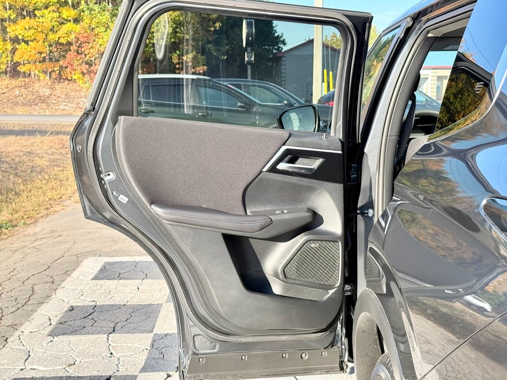 2025 Mitsubishi Outlander ES S-AWC in Kentville, Nova Scotia - 18 - w1024h768px