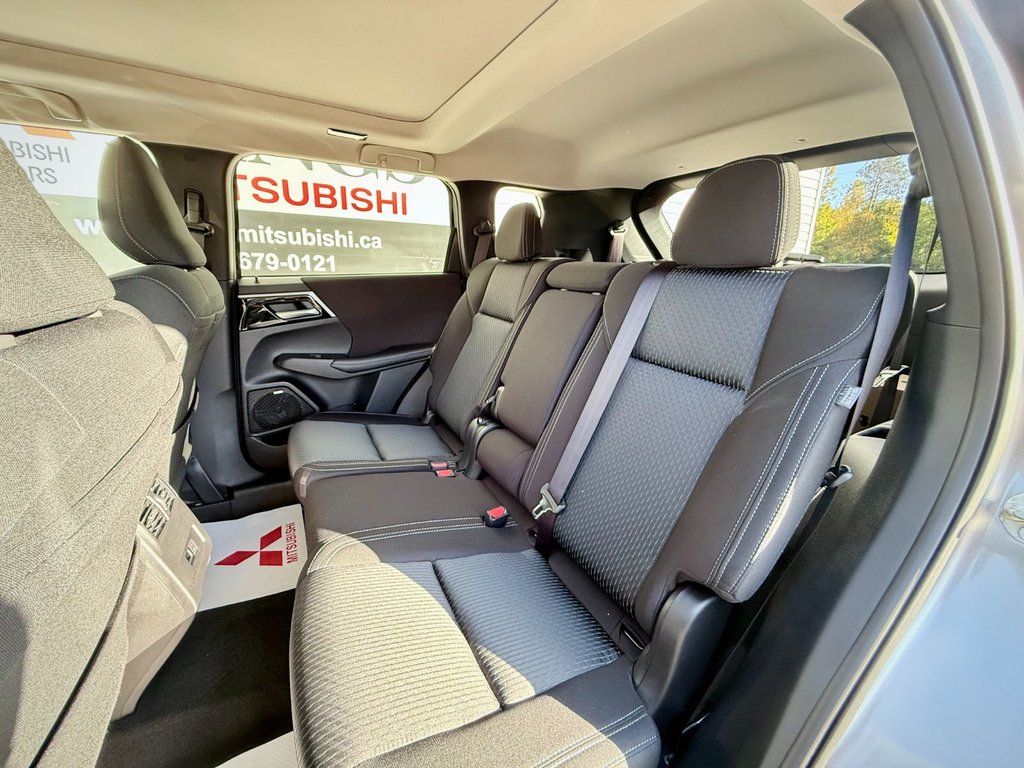 2025 Mitsubishi Outlander SE S-AWC in Kentville, Nova Scotia - 21 - w1024h768px