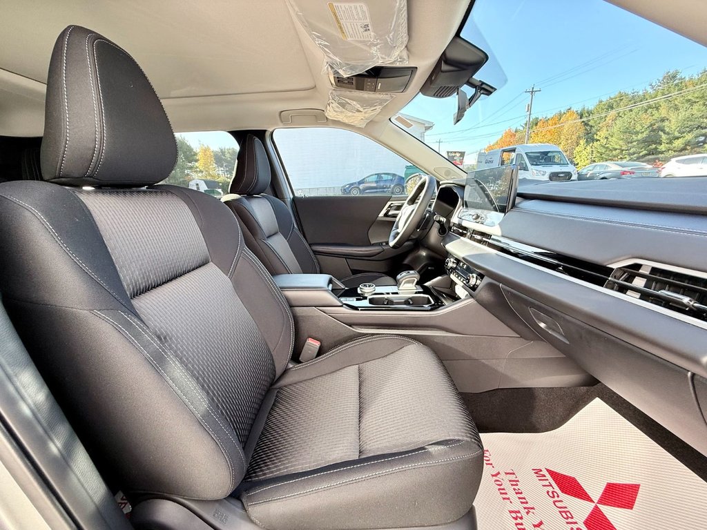 2025 Mitsubishi Outlander SE S-AWC in Kentville, Nova Scotia - 28 - w1024h768px