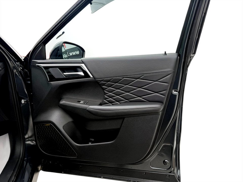 2026 Mitsubishi Outlander NOIR S-AWC in Kentville, Nova Scotia - 19 - w1024h768px