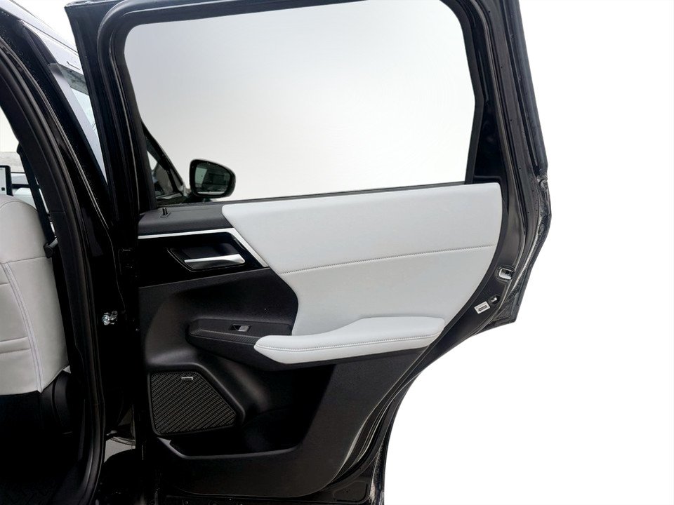2026 Mitsubishi Outlander LE S-AWC in Kentville, Nova Scotia - 17 - w1024h768px