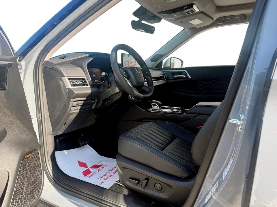 2026 Mitsubishi Outlander GT S-AWC in Kentville, Nova Scotia - 12 - w1024h768px