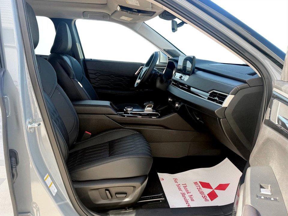 2026 Mitsubishi Outlander GT S-AWC in Kentville, Nova Scotia - 23 - w1024h768px