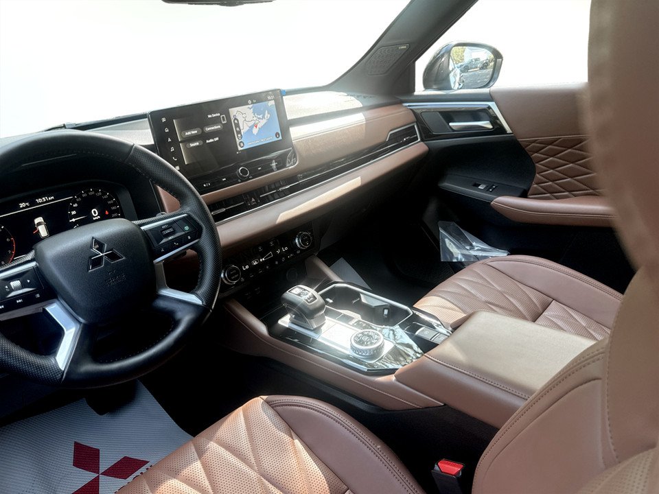 Mitsubishi Outlander GT PREMIUM S-AWC 2026 à Kentville, Nouvelle-Écosse - 11 - w1024h768px