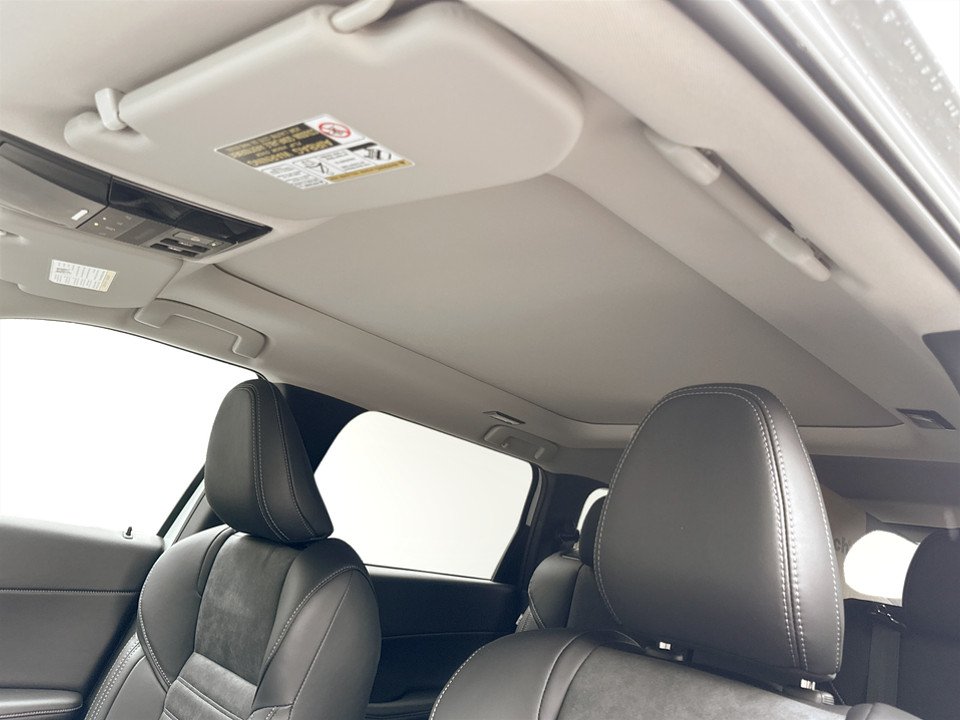 2026 Mitsubishi Outlander LE S-AWC in Kentville, Nova Scotia - 8 - w1024h768px