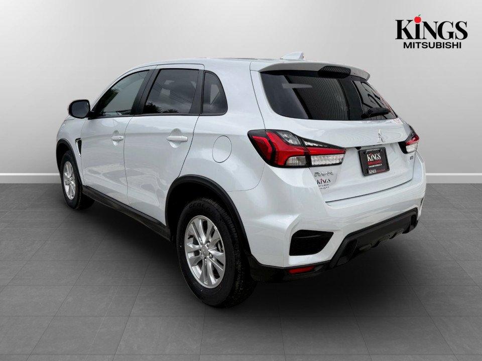 2026 Mitsubishi RVR SE AWC in Kentville, Nova Scotia - 6 - w1024h768px