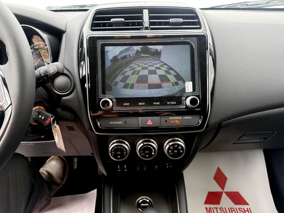 2026 Mitsubishi RVR SE AWC in Kentville, Nova Scotia - 12 - w1024h768px