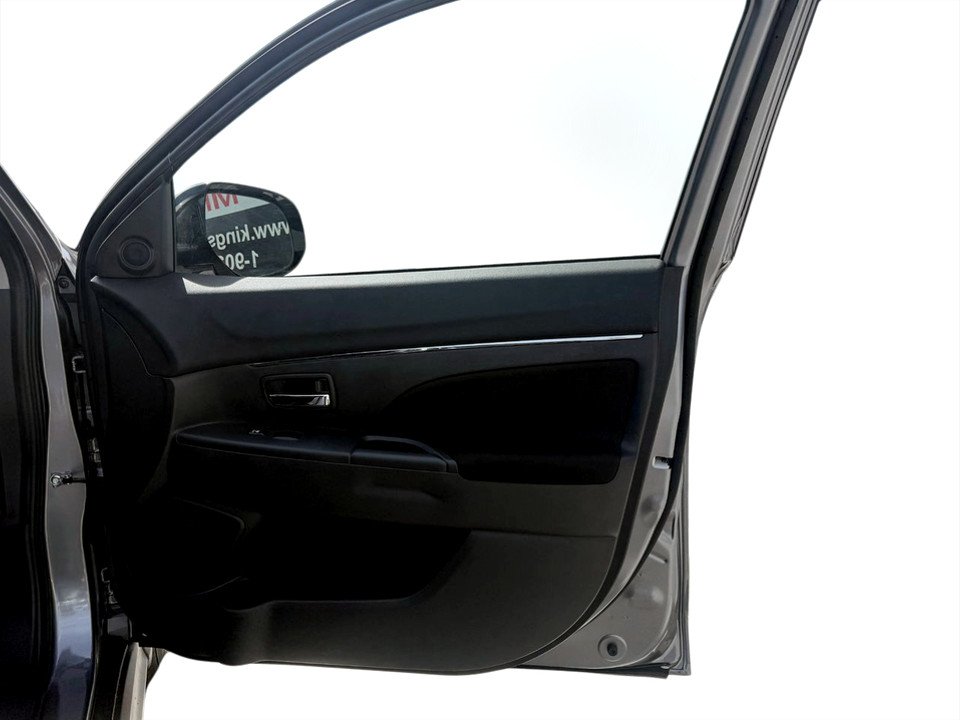 2026 Mitsubishi RVR SE AWC in Kentville, Nova Scotia - 21 - w1024h768px