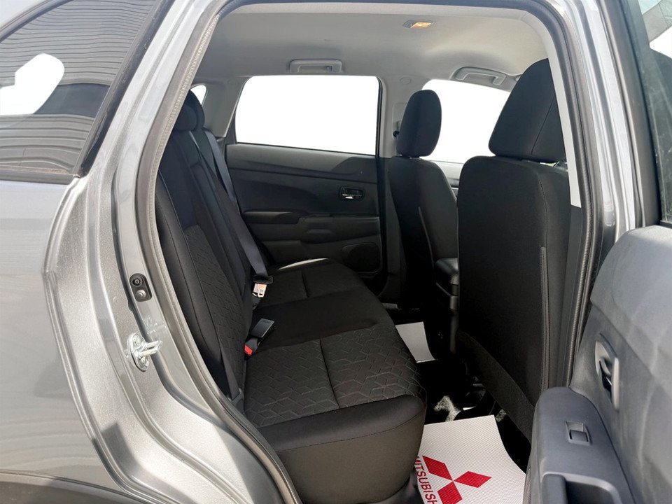 2026 Mitsubishi RVR SE AWC in Kentville, Nova Scotia - 20 - w1024h768px