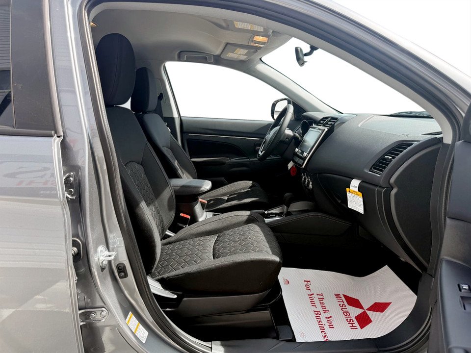 2026 Mitsubishi RVR SE AWC in Kentville, Nova Scotia - 22 - w1024h768px
