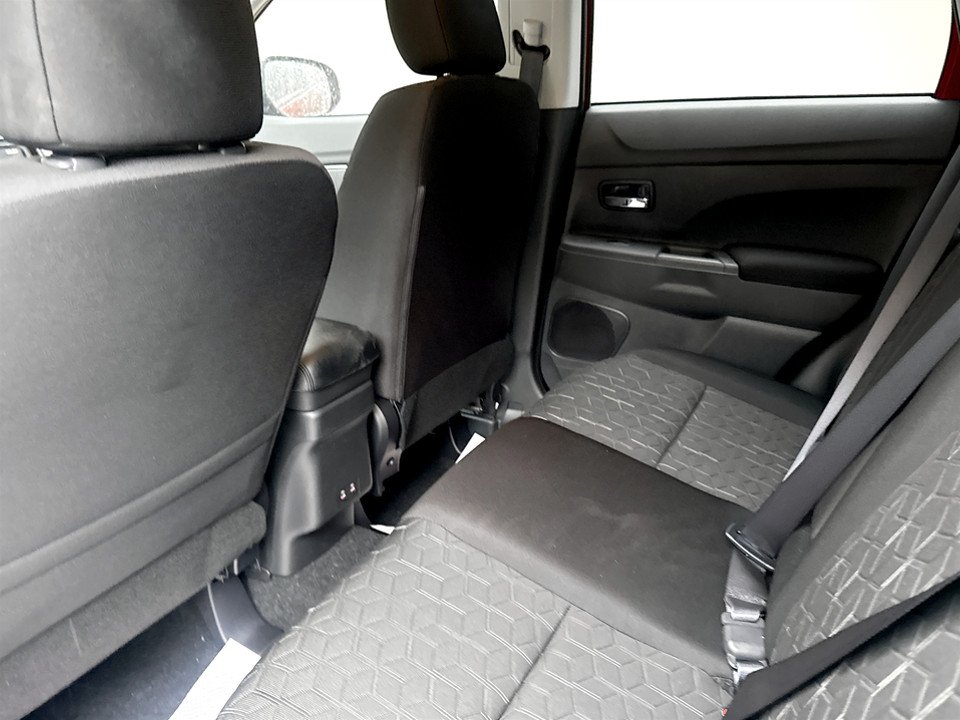 2027 Mitsubishi RVR SE AWC in Kentville, Nova Scotia - 12 - w1024h768px