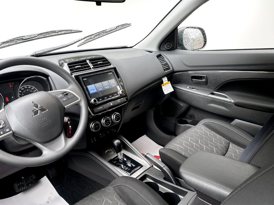 Mitsubishi RVR ES FWD 2027 à Kentville, Nouvelle-Écosse - 11 - w1024h768px