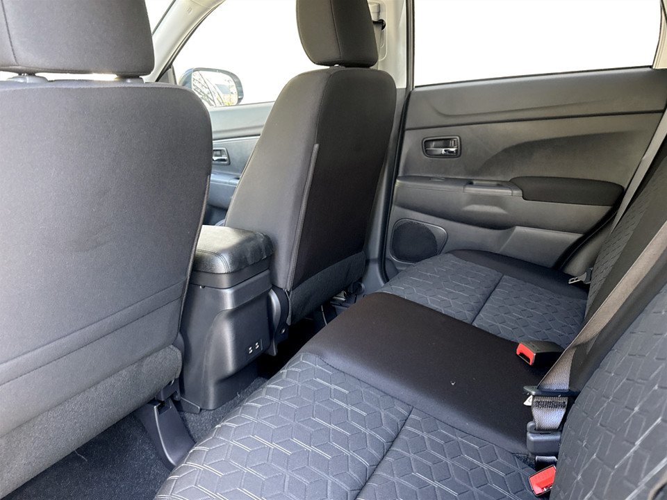 2027 Mitsubishi RVR SE AWC in Kentville, Nova Scotia - 12 - w1024h768px