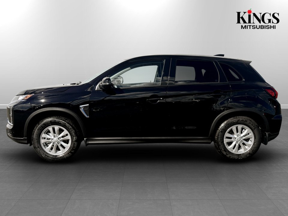 2027 Mitsubishi RVR SE AWC in Kentville, Nova Scotia - 2 - w1024h768px