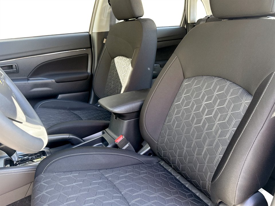 2027 Mitsubishi RVR ES FWD in Kentville, Nova Scotia - 7 - w1024h768px