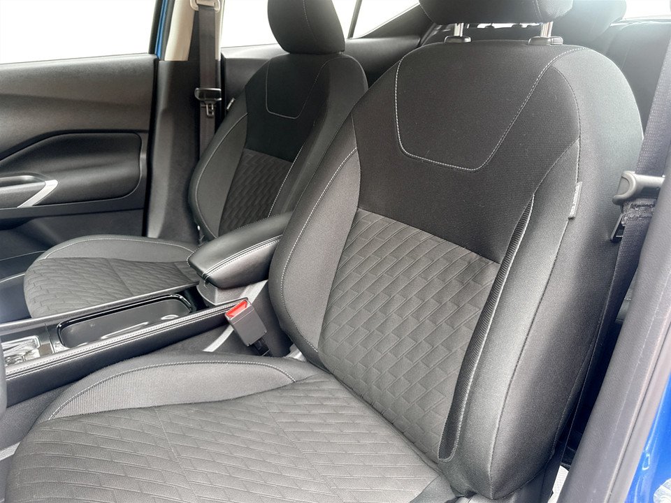 2025 Nissan Kicks Play SV, keyless entry, Remote Start, Bluetooth in COLDBROOK, Nova Scotia - 7 - w1024h768px
