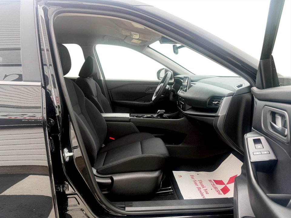 2024 Nissan Rogue Sport, keyless entry, Cruise control, Bluetooth in COLDBROOK, Nova Scotia - 19 - w1024h768px