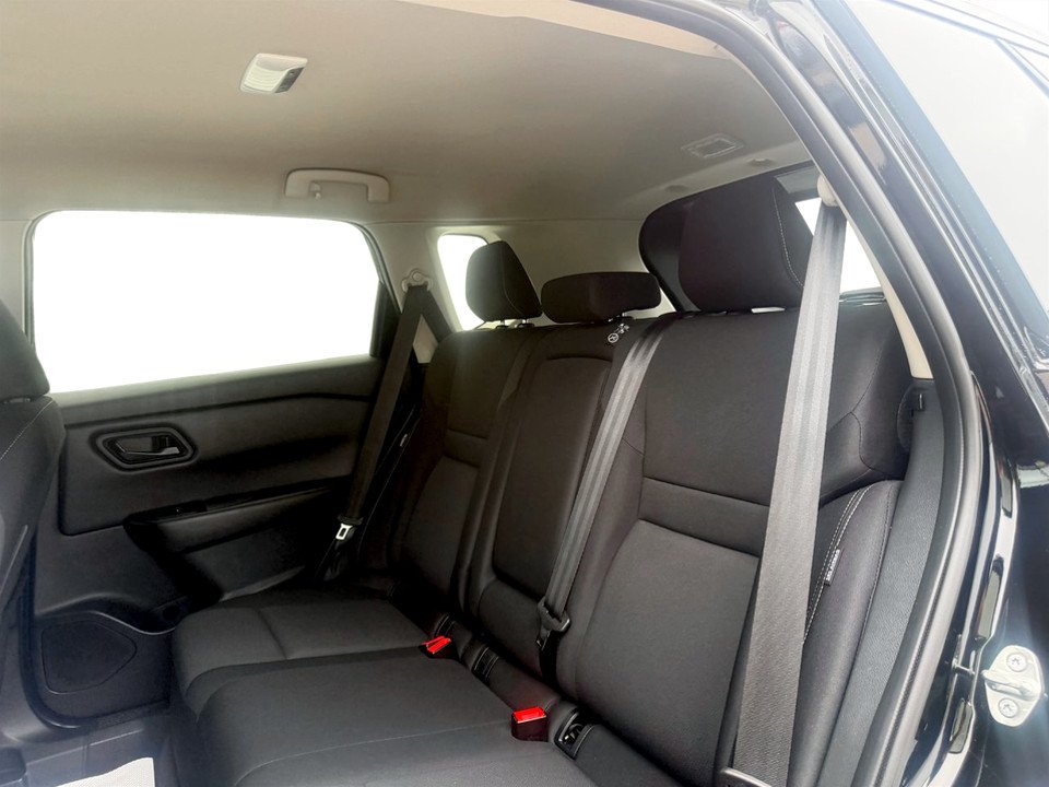 2024 Nissan Rogue Sport, keyless entry, Cruise control, Bluetooth in COLDBROOK, Nova Scotia - 14 - w1024h768px