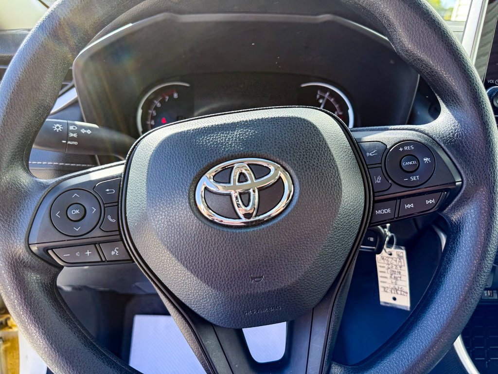 Toyota RAV4 LE | AWD SUV | Bluetooth Enabled 2024 à COLDBROOK, Nouvelle-Écosse - 11 - w1024h768px