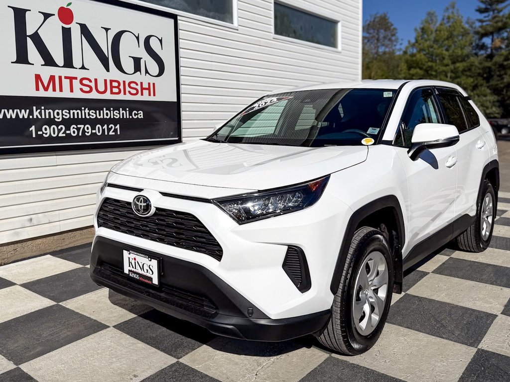 Toyota RAV4 LE | AWD SUV | Bluetooth Enabled 2024 à COLDBROOK, Nouvelle-Écosse - 1 - w1024h768px