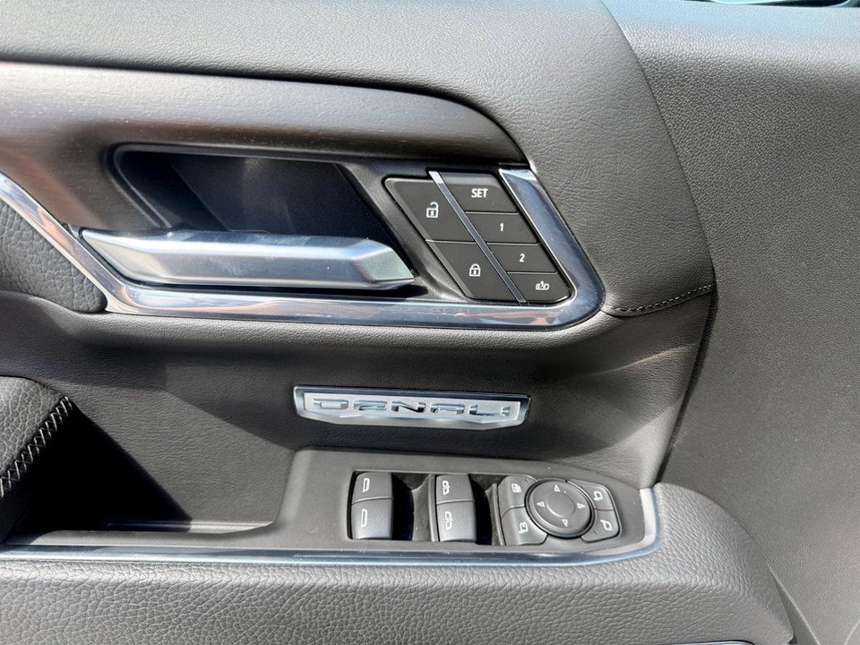 2025 GMC SIERRA 1500 Denali, keyless entry, Remote Start, Bluetooth in COLDBROOK, Nova Scotia - 8 - w1024h768px