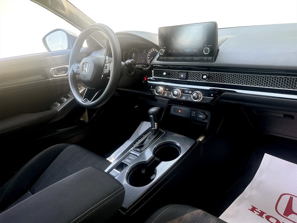 2022 Honda Civic Sedan LX, keyless entry, backup camera, Bluetooth in COLDBROOK, Nova Scotia - 6 - w1024h768px