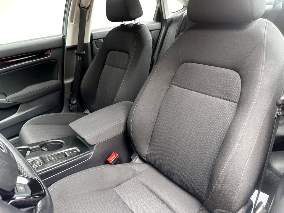 2024 Honda Civic Sedan EX in COLDBROOK, Nova Scotia - 7 - w1024h768px
