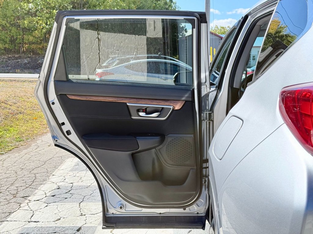 2019 Honda CR-V EX Heated Seats, Sunroof, CarPlay & Android Auto in COLDBROOK, Nova Scotia - 19 - w1024h768px