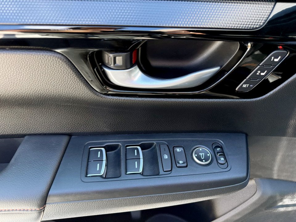Honda CR-V HYBRID Touring, keyless entry, backup camera, Bluetooth 2023 à COLDBROOK, Nouvelle-Écosse - 8 - w1024h768px