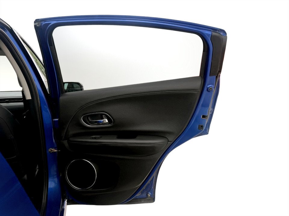 2019 Honda HR-V Touring, keyless entry, backup camera, Bluetooth in COLDBROOK, Nova Scotia - 17 - w1024h768px