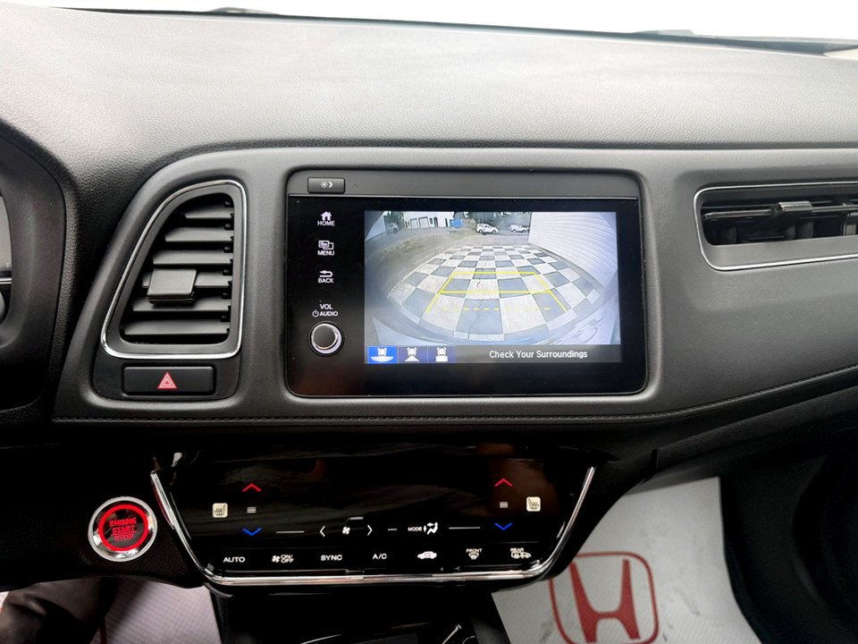 2019 Honda HR-V Touring, keyless entry, backup camera, Bluetooth in COLDBROOK, Nova Scotia - 12 - w1024h768px