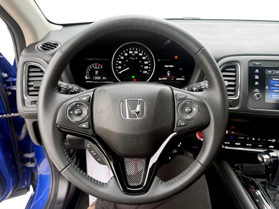2019 Honda HR-V Touring, keyless entry, backup camera, Bluetooth in COLDBROOK, Nova Scotia - 10 - w1024h768px