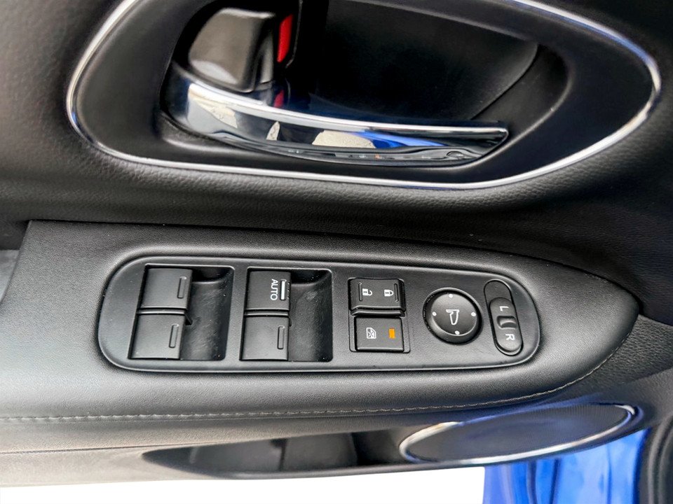 2019 Honda HR-V Touring, keyless entry, backup camera, Bluetooth in COLDBROOK, Nova Scotia - 8 - w1024h768px
