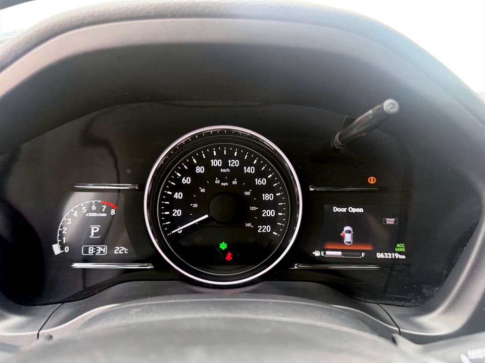2019 Honda HR-V Touring, keyless entry, backup camera, Bluetooth in COLDBROOK, Nova Scotia - 11 - w1024h768px