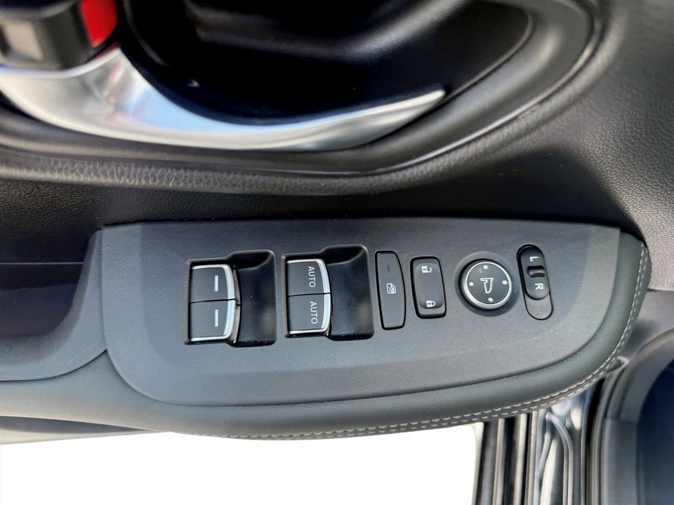 2025 Honda HR-V EX-L Navi, keyless entry, backup camera, Bluetooth in COLDBROOK, Nova Scotia - 8 - w1024h768px
