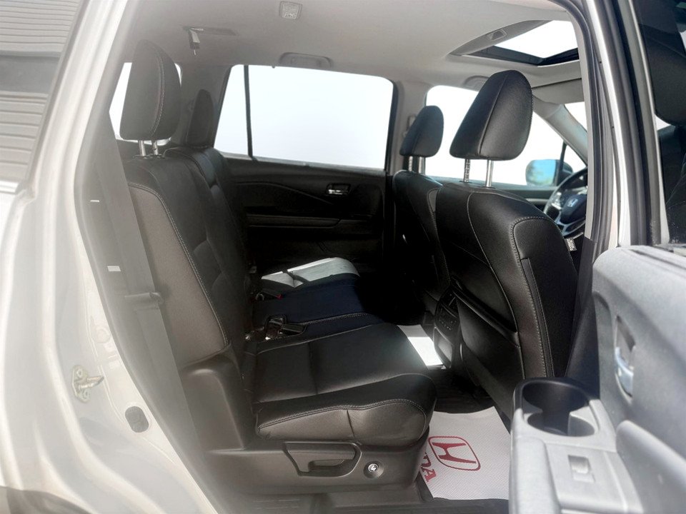 2020 Honda PILOT EX-L Navi, keyless entry, backup camera, Bluetooth in COLDBROOK, Nova Scotia - 20 - w1024h768px