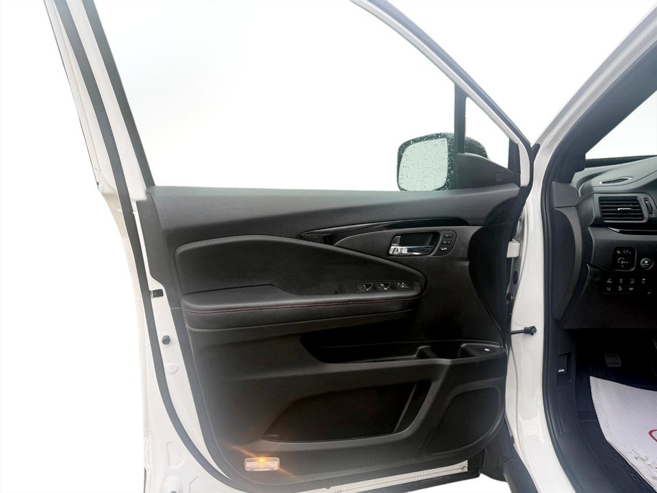 Honda RIDGELINE Black Edition, keyless entry, backup camera, BT 2025 à Kentville, Nouvelle-Écosse - 7 - w1024h768px