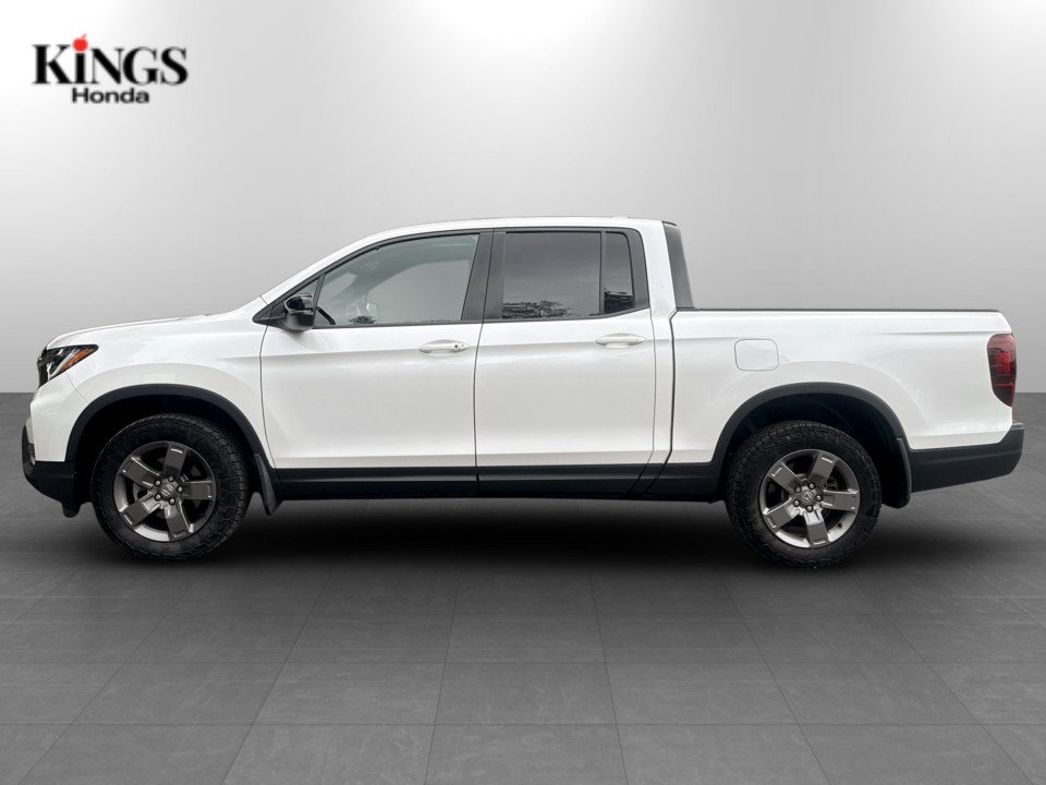 2025 Honda Ridgeline TrailSport, keyless entry, backup camera, BT in COLDBROOK, Nova Scotia - 2 - w1024h768px