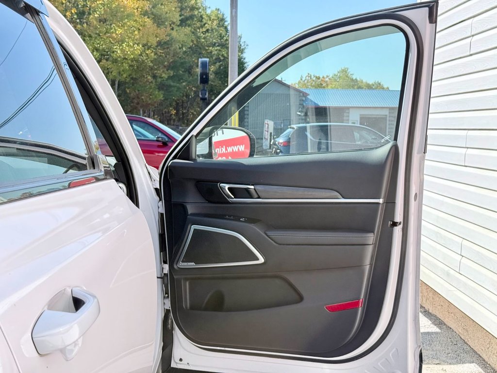 Kia TELLURIDE Reverse Camera, Premium Audio, Heated Seats 2023 à COLDBROOK, Nouvelle-Écosse - 24 - w1024h768px