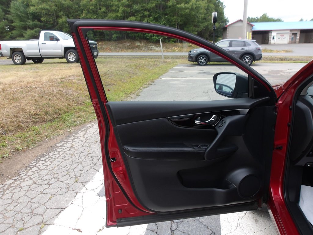 2021 Nissan Qashqai SV - Reverse Camera, Heated Seats, Lane Assist in COLDBROOK, Nova Scotia - 7 - w1024h768px