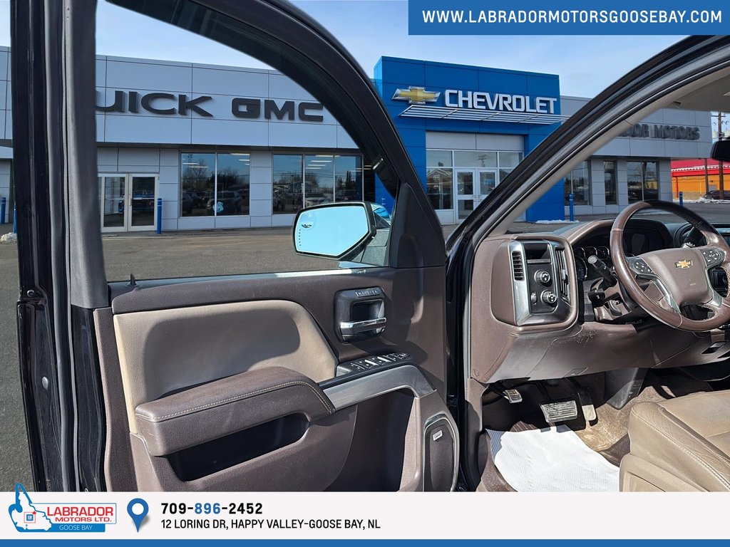 2017 Chevrolet C/K 1500 LTZ in Goose Bay, Newfoundland and Labrador - 8 - w1024h768px