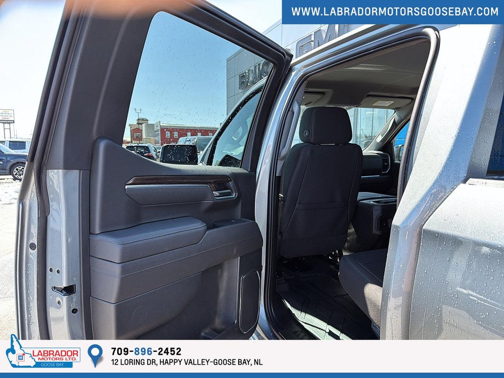 2025 Chevrolet Silverado 1500 RST in Goose Bay, Newfoundland and Labrador - 8 - w1024h768px
