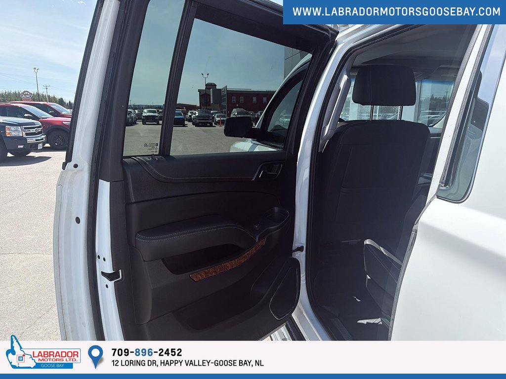 2018 Chevrolet Suburban Premier in Goose Bay, Newfoundland and Labrador - 8 - w1024h768px
