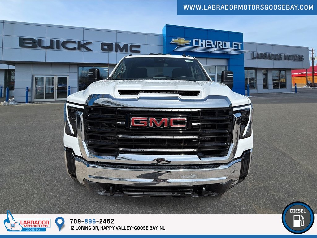 2025 GMC Sierra 2500 HD PRO in Goose Bay, Newfoundland and Labrador - 2 - w1024h768px