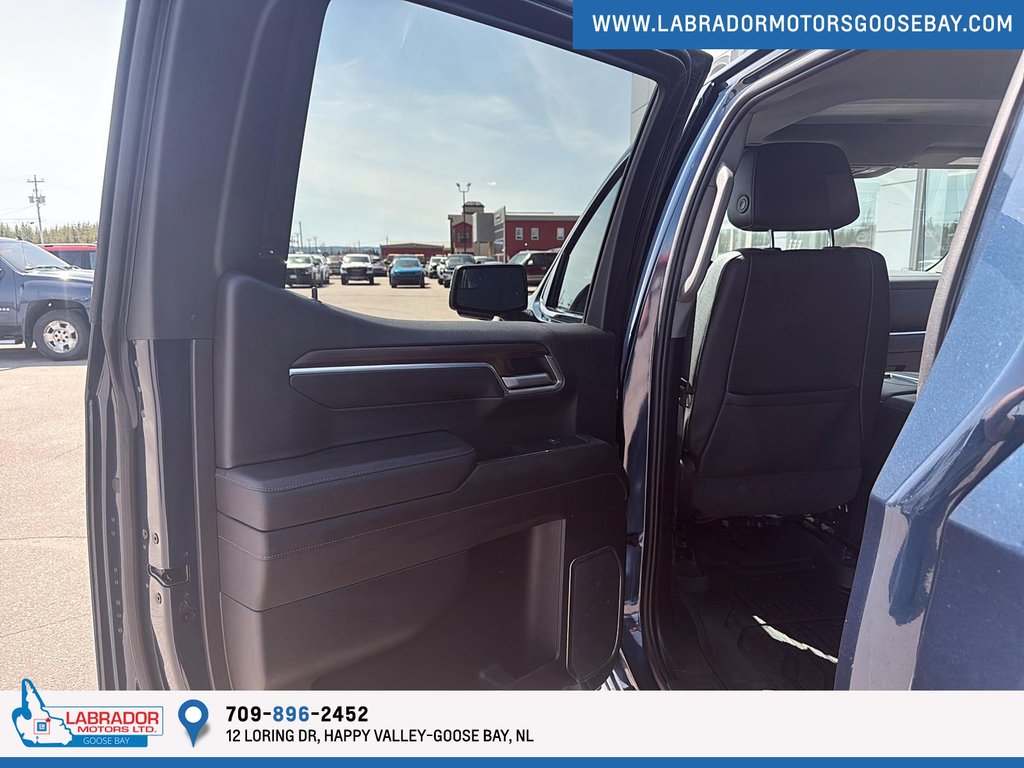 2022 GMC Sierra SLT in Goose Bay, Newfoundland and Labrador - 8 - w1024h768px