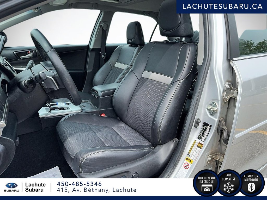 2014  Camry SE V6 MAGS+TOIT.OUVRANT+BLUETOOTH in Lachute, Quebec - 16 - w1024h768px