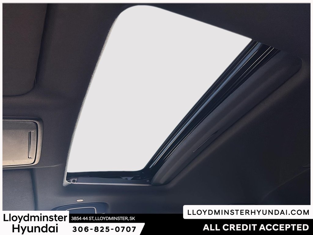 2023 Honda CR-V HYBRID Touring in Lloydminster, Saskatchewan - 21 - w1024h768px