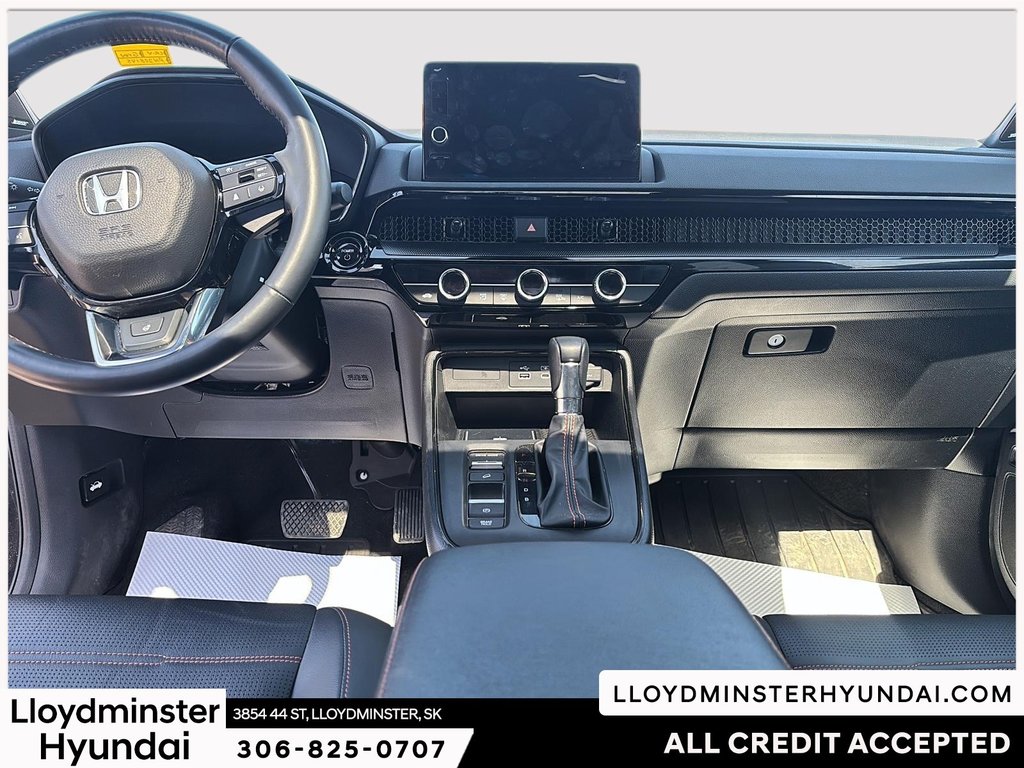 2023 Honda CR-V HYBRID Touring in Lloydminster, Saskatchewan - 17 - w1024h768px