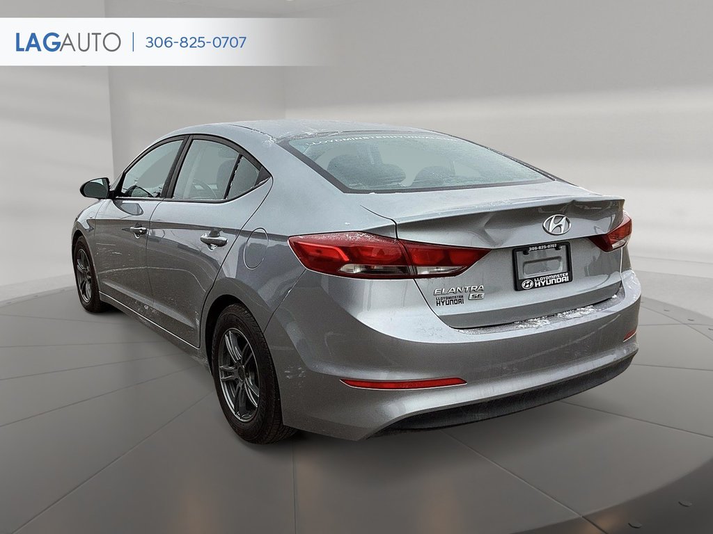 2017  Elantra LE in Lloydminster, Saskatchewan - 4 - w1024h768px