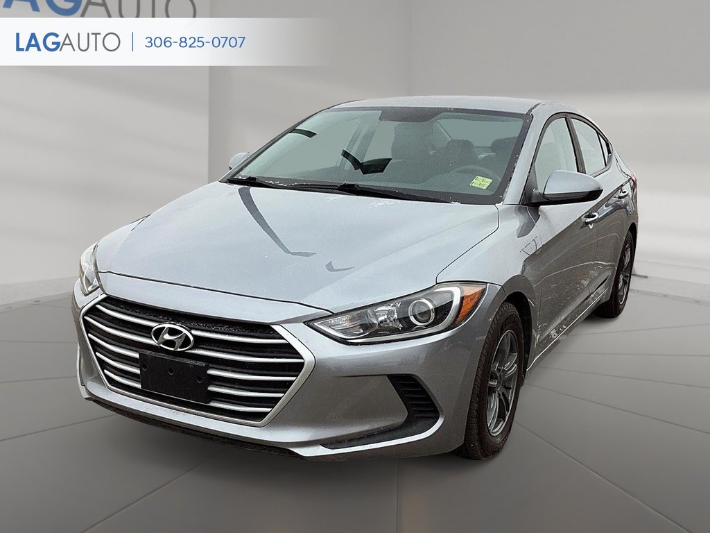 2017  Elantra LE in Lloydminster, Saskatchewan - 1 - w1024h768px